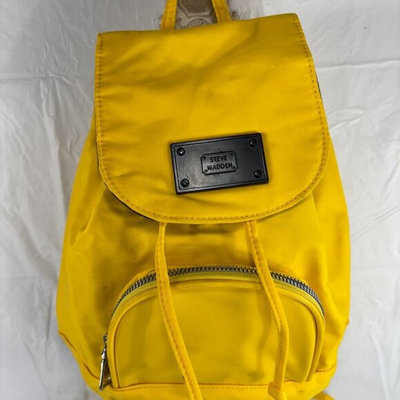 Steve Madden Womens Yellow Mini Nylon Sling Zip Backpack Travel Bag - Picture 13 of 13